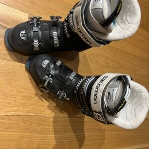 Salomon Black and White Ski Boots with Silver Accents